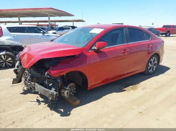 3KPF24AD3KE138655 2019 KIA FORTE - Image 2