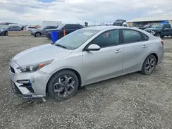 3KPF24AD3KE138753 2019 KIA FORTE