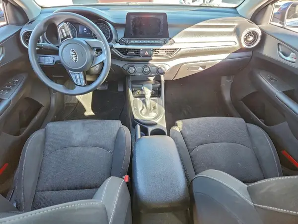 3KPF24AD3LE140911 2020 KIA FORTE - Image 8