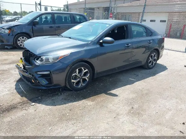 3KPF24AD3LE142738 2020 KIA FORTE - Image 2