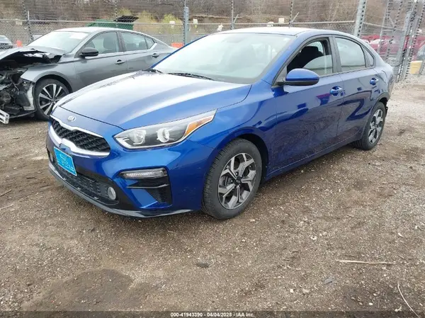 3KPF24AD3LE143775 2020 KIA FORTE - Image 2
