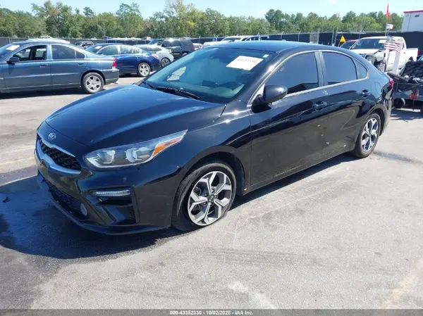 3KPF24AD3LE144263 2020 KIA FORTE - Image 2