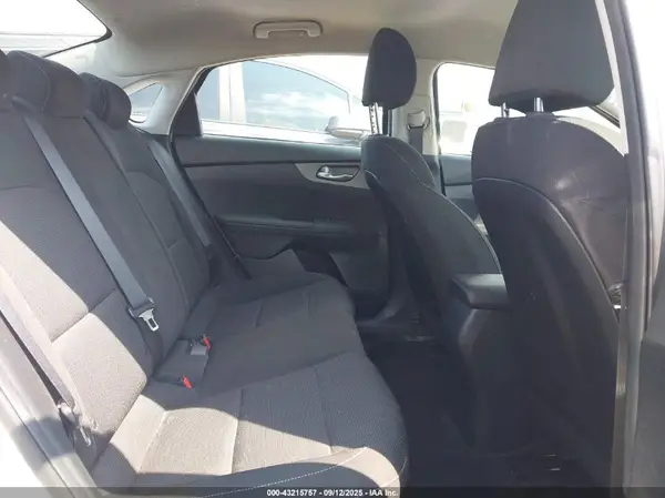 3KPF24AD3LE149463 2020 KIA FORTE - Image 8