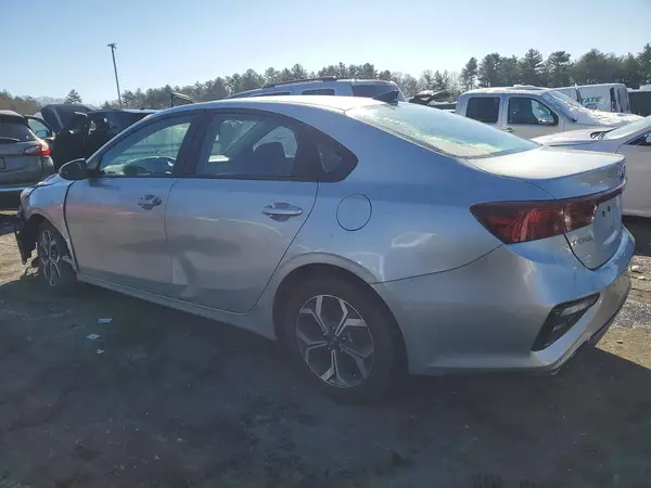 3KPF24AD3LE163153 2020 KIA FORTE - Image 2