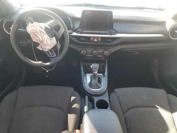 3KPF24AD3LE170247 2020 KIA FORTE - Image 8