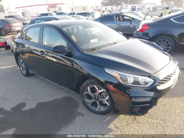 3KPF24AD3LE175299 2020 KIA FORTE - Image 1