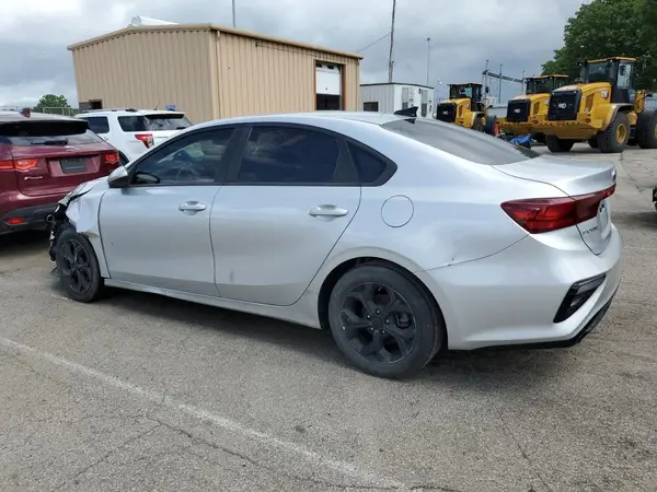 3KPF24AD3LE175884 2020 KIA FORTE - Image 2