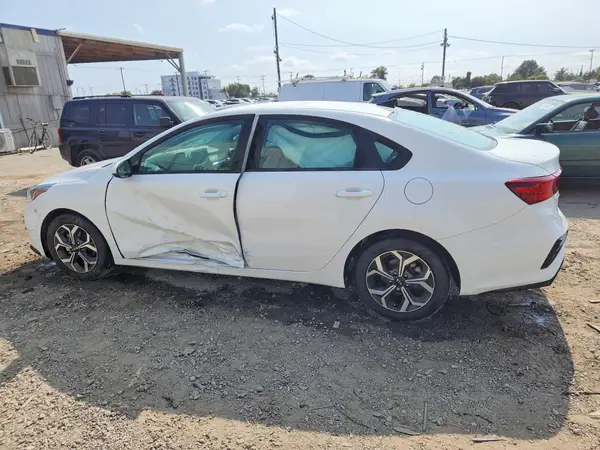 3KPF24AD3LE184049 2020 KIA FORTE - Image 2