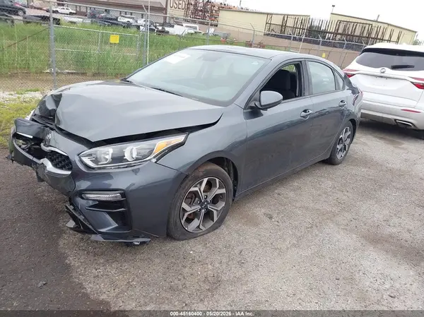 3KPF24AD3LE184665 2020 KIA FORTE - Image 2