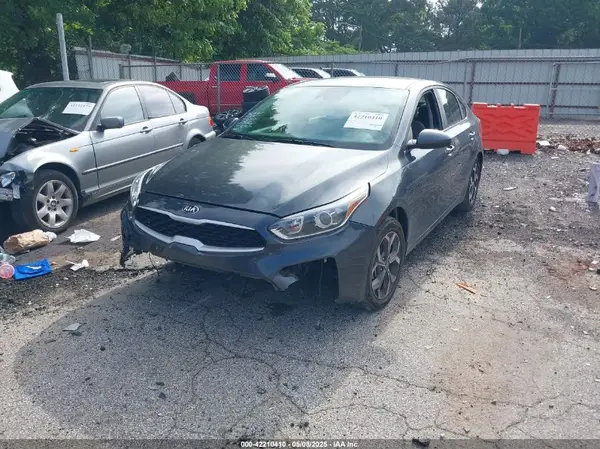 3KPF24AD3LE193950 2020 KIA FORTE - Image 2
