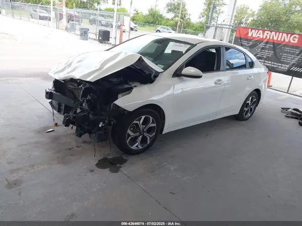 3KPF24AD3LE195262 2020 KIA FORTE - Image 2