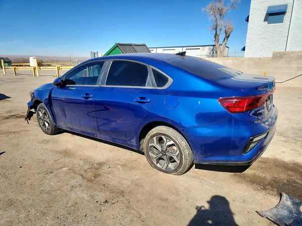 3KPF24AD3LE200539 2020 KIA FORTE - Image 2