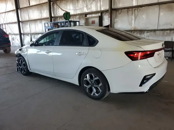 3KPF24AD3LE202632 2020 KIA FORTE - Image 2