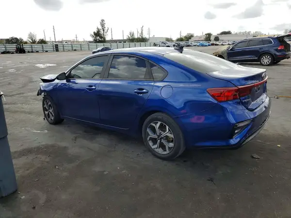 3KPF24AD3LE203215 2020 KIA FORTE - Image 2