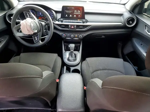 3KPF24AD3LE203215 2020 KIA FORTE - Image 8