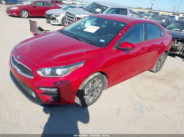 3KPF24AD3LE206079 2020 KIA FORTE - Image 2