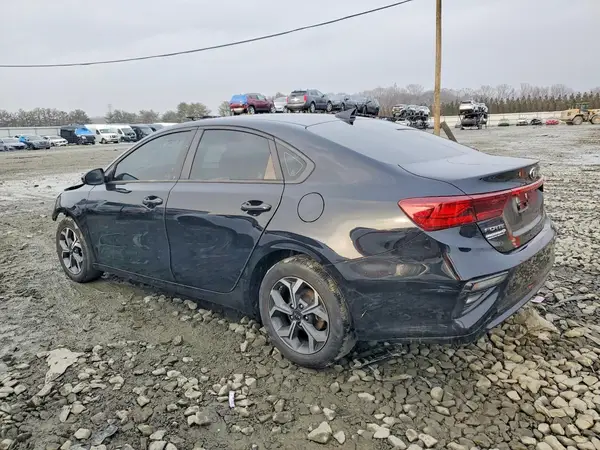 3KPF24AD3LE206423 2020 KIA FORTE - Image 2