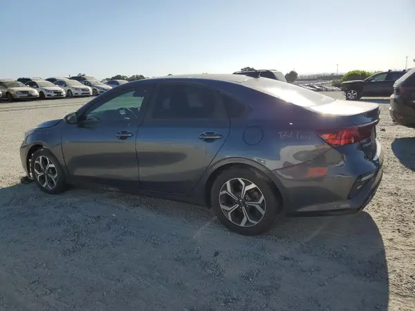 3KPF24AD3LE207703 2020 KIA FORTE - Image 2