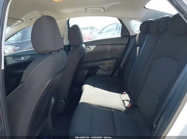 3KPF24AD3LE213386 2020 KIA FORTE - Image 8