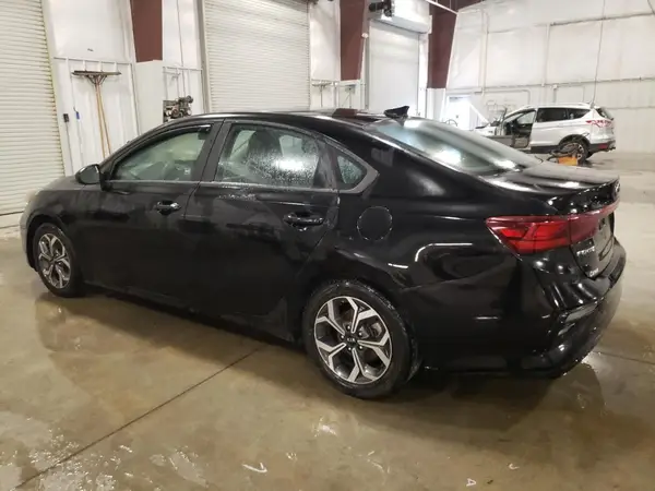 3KPF24AD3LE215672 2020 KIA FORTE - Image 2