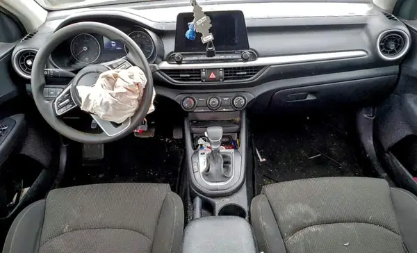 3KPF24AD3LE235923 2020 KIA FORTE - Image 8