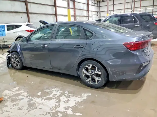 3KPF24AD3LE243407 2020 KIA FORTE - Image 2