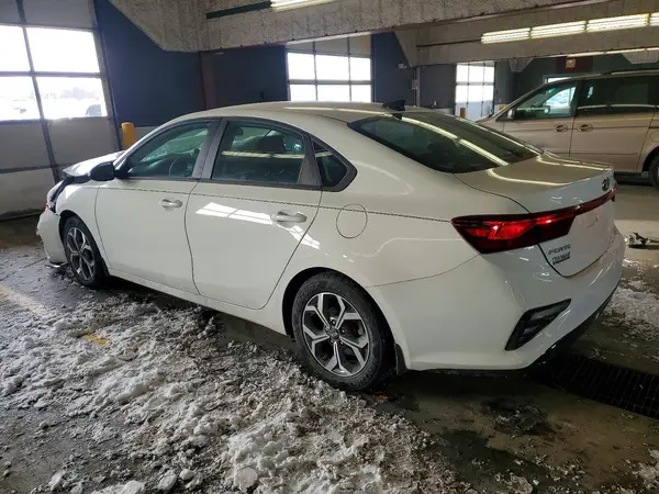 3KPF24AD3LE244444 2020 KIA FORTE - Image 2