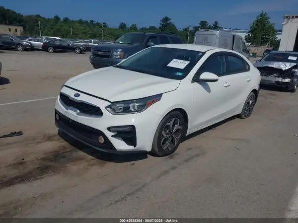 3KPF24AD3LE245903 2020 KIA FORTE - Image 2