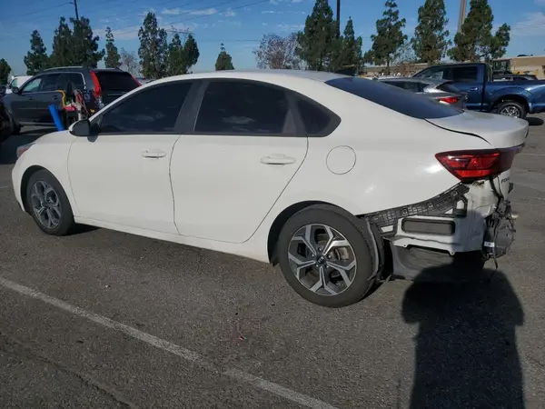 3KPF24AD3LE246422 2020 KIA FORTE - Image 2