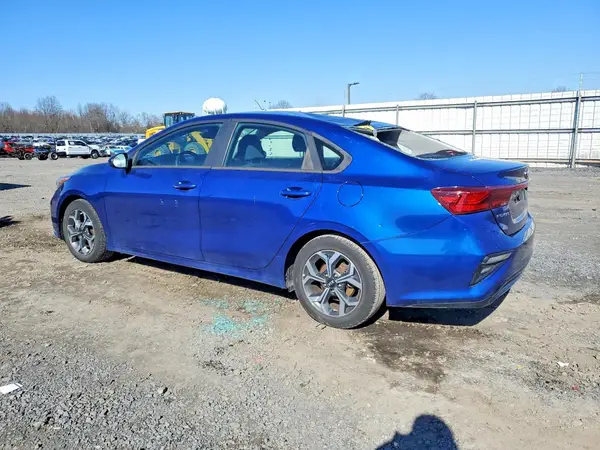 3KPF24AD3LE248607 2020 KIA FORTE - Image 2
