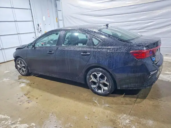 3KPF24AD3LE251619 2020 KIA FORTE - Image 2