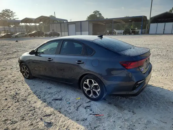 3KPF24AD3LE252396 2020 KIA FORTE - Image 2