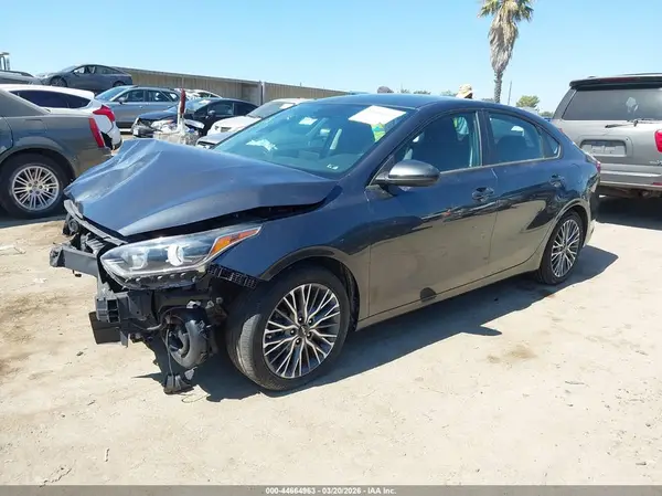 3KPF24AD3LE255587 2020 KIA FORTE - Image 2