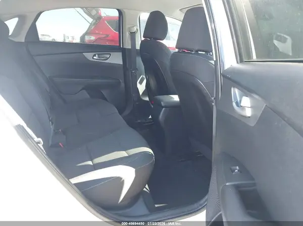 3KPF24AD3LE256206 2020 KIA FORTE - Image 8