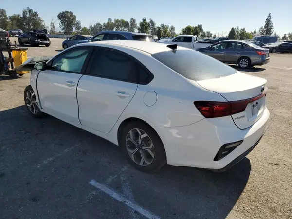 3KPF24AD3LE257078 2020 KIA FORTE - Image 2