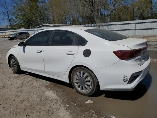 3KPF24AD3LE257405 2020 KIA FORTE - Image 2