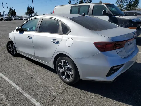 3KPF24AD3LE257842 2020 KIA FORTE - Image 2