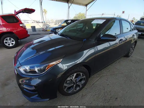 3KPF24AD3LE258960 2020 KIA FORTE - Image 2