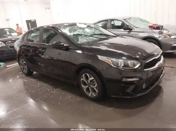 3KPF24AD3ME262766 2021 KIA FORTE - Image 1