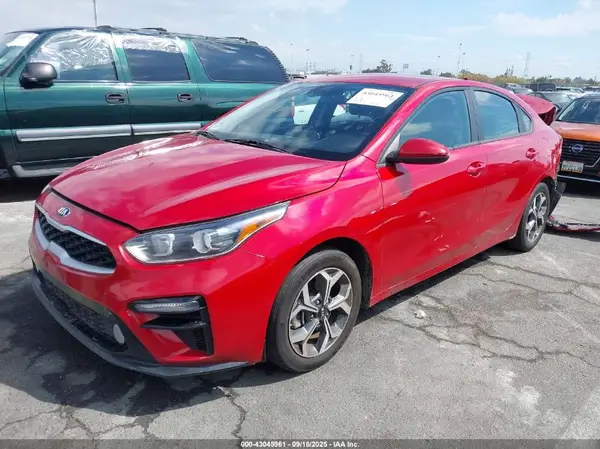 3KPF24AD3ME263805 2021 KIA FORTE - Image 2