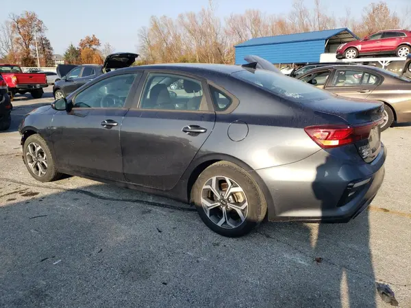 3KPF24AD3ME266574 2021 KIA FORTE - Image 2