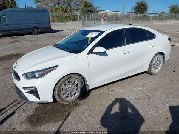 3KPF24AD3ME266963 2021 KIA FORTE - Image 2