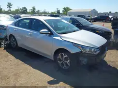 3KPF24AD3ME267093 2021 KIA FORTE