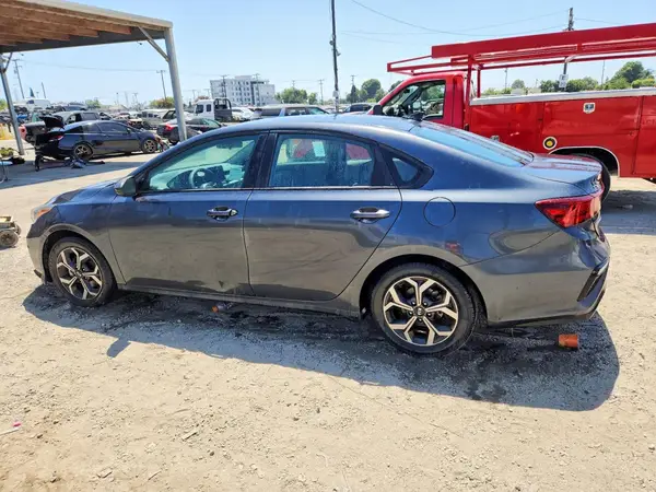 3KPF24AD3ME267935 2021 KIA FORTE - Image 2