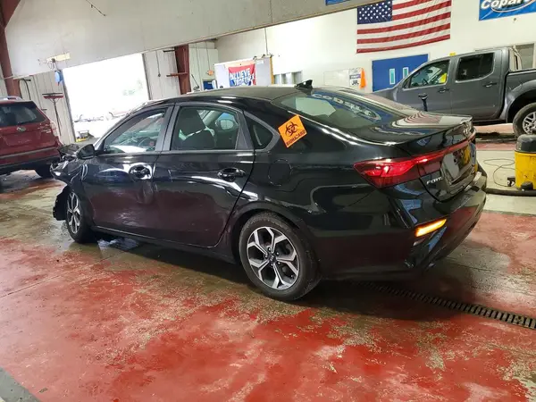3KPF24AD3ME268826 2021 KIA FORTE - Image 2