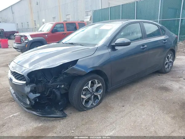 3KPF24AD3ME269183 2021 KIA FORTE - Image 2