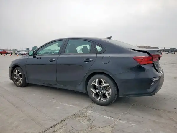 3KPF24AD3ME269457 2021 KIA FORTE - Image 2