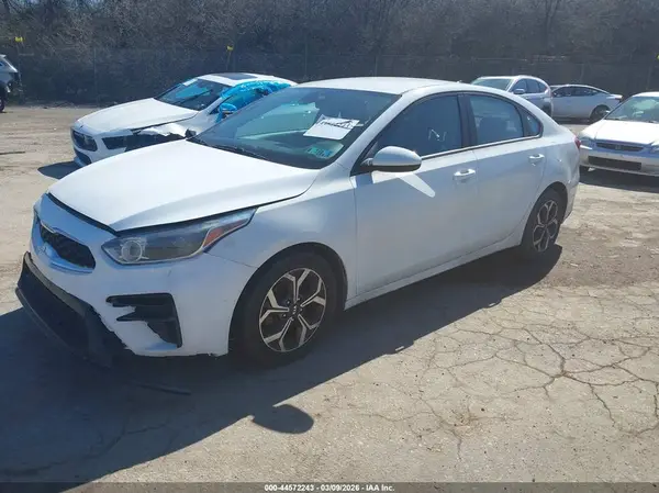 3KPF24AD3ME273315 2021 KIA FORTE - Image 2