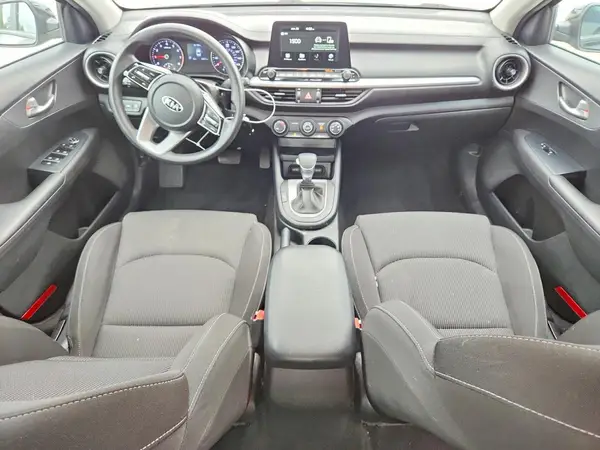 3KPF24AD3ME273556 2021 KIA FORTE - Image 8