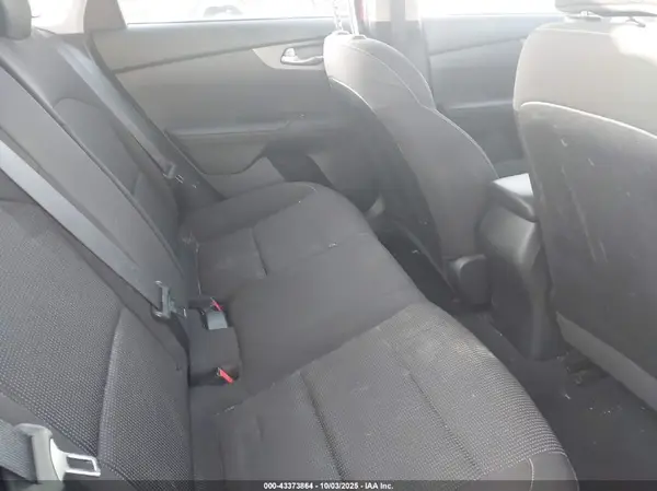 3KPF24AD3ME274903 2021 KIA FORTE - Image 8